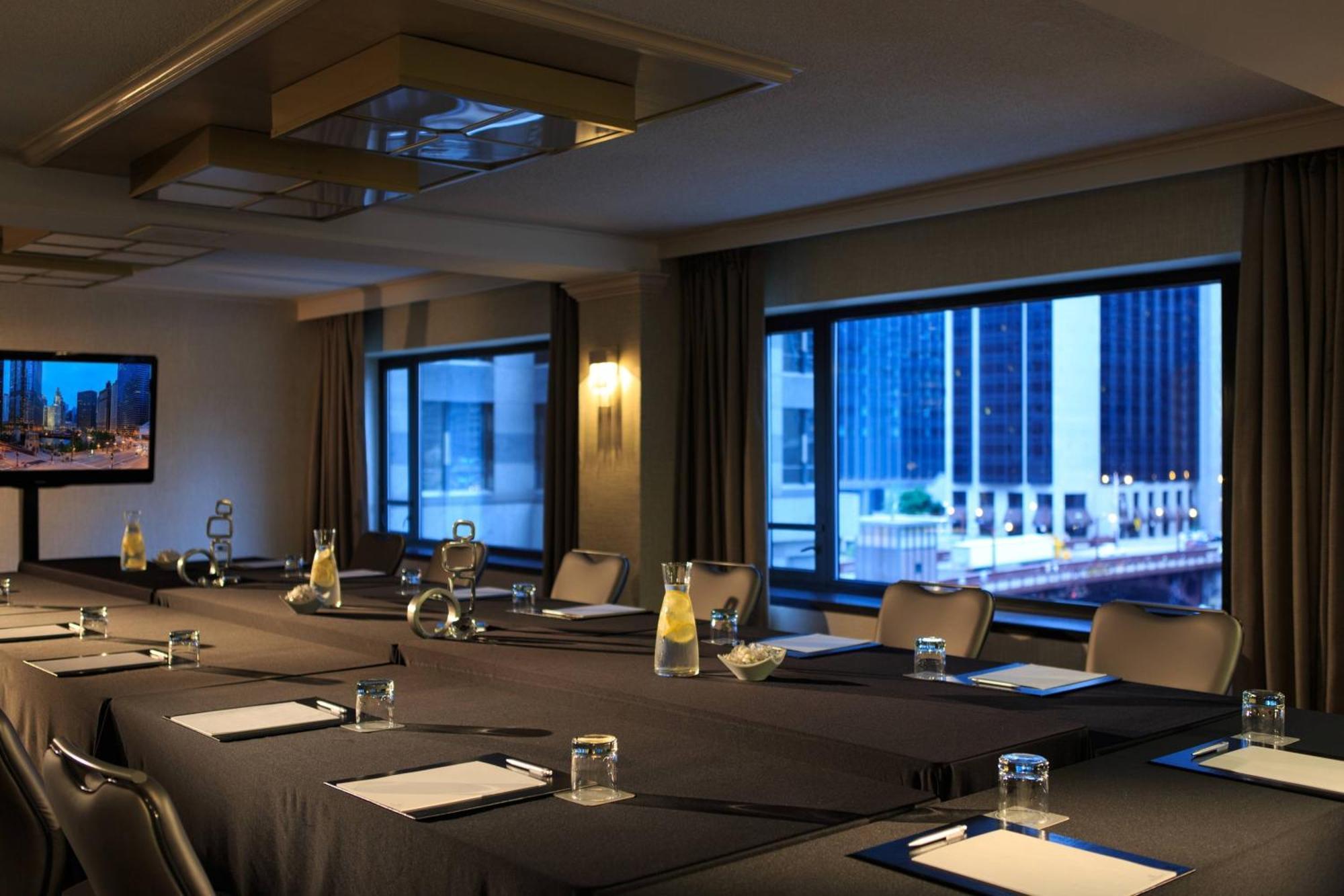 Renaissance Chicago Downtown Hotel Dış mekan fotoğraf